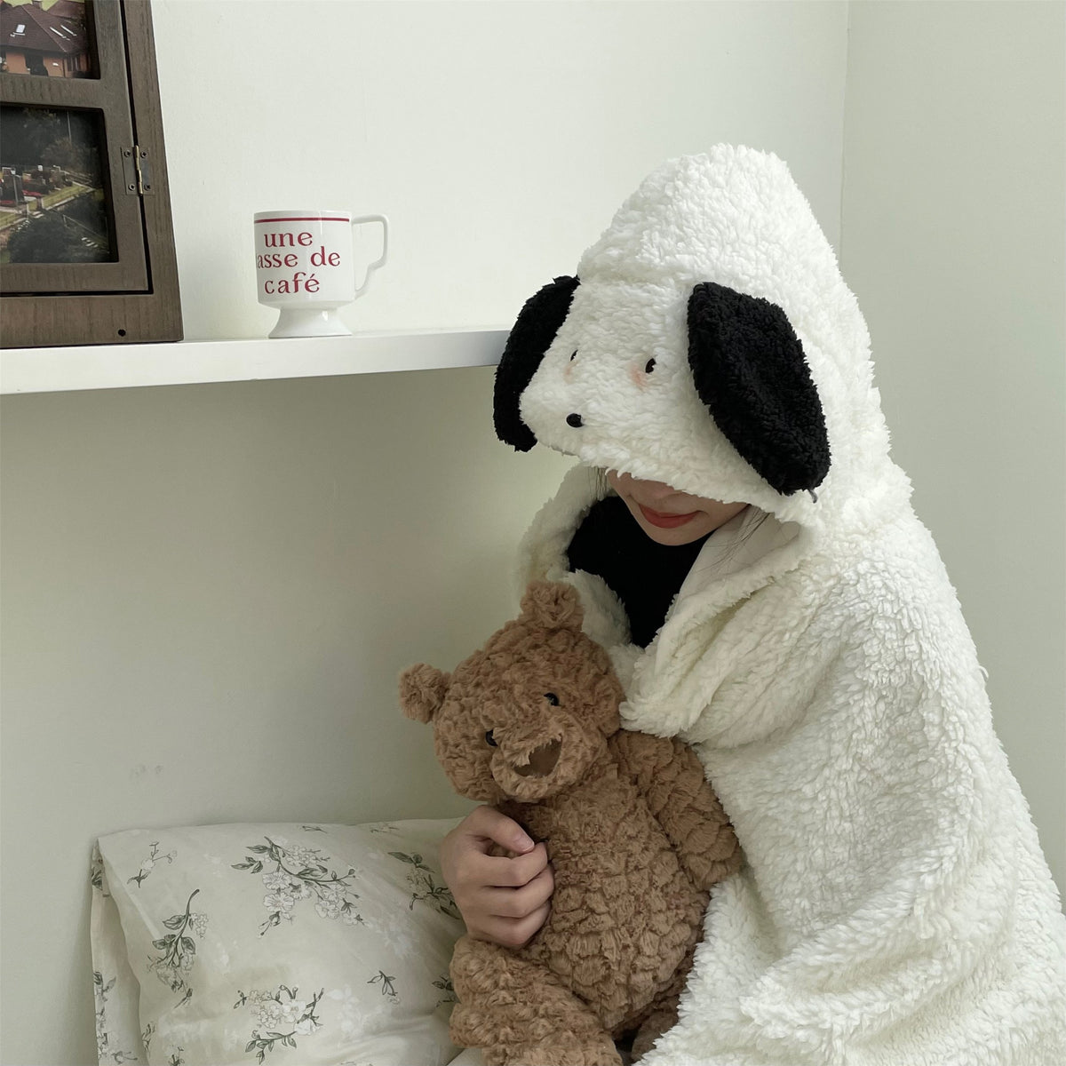 Cosy Plush Bear Shawl Blanket