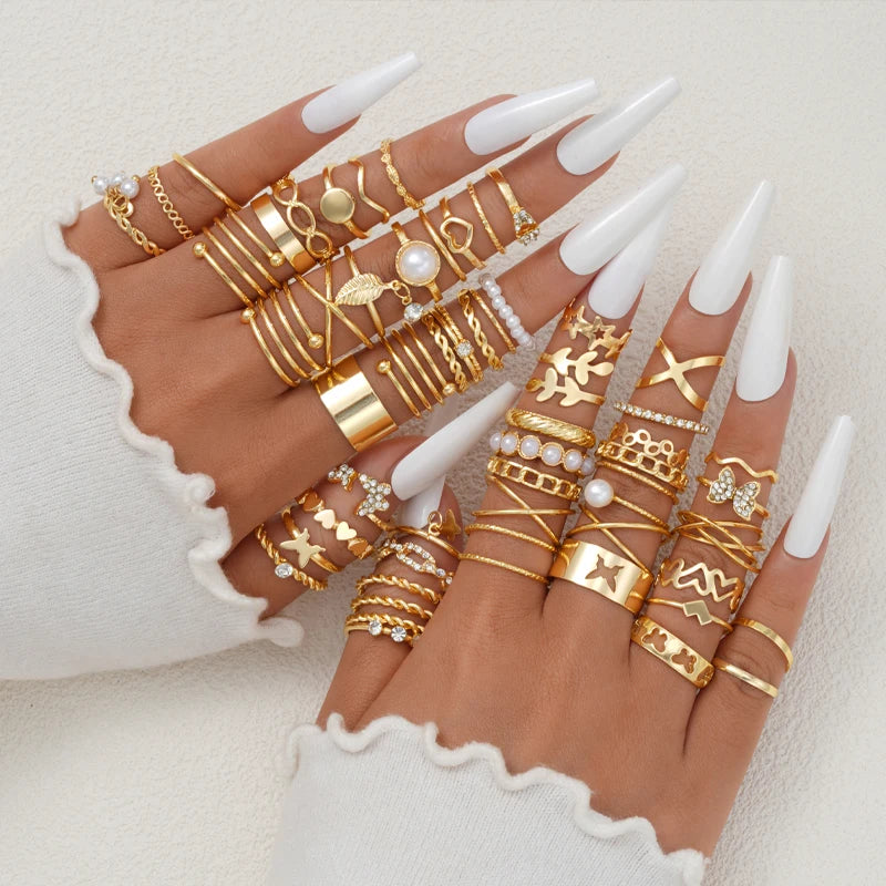 Vintage Gold-Plated Rings Set – Heart, Snake & Butterfly