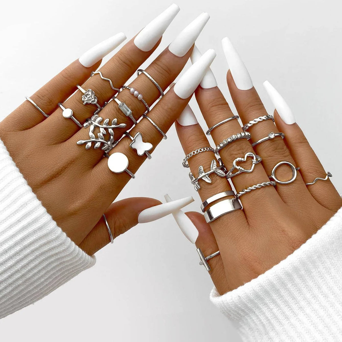 Vintage Gold-Plated Rings Set – Heart, Snake & Butterfly