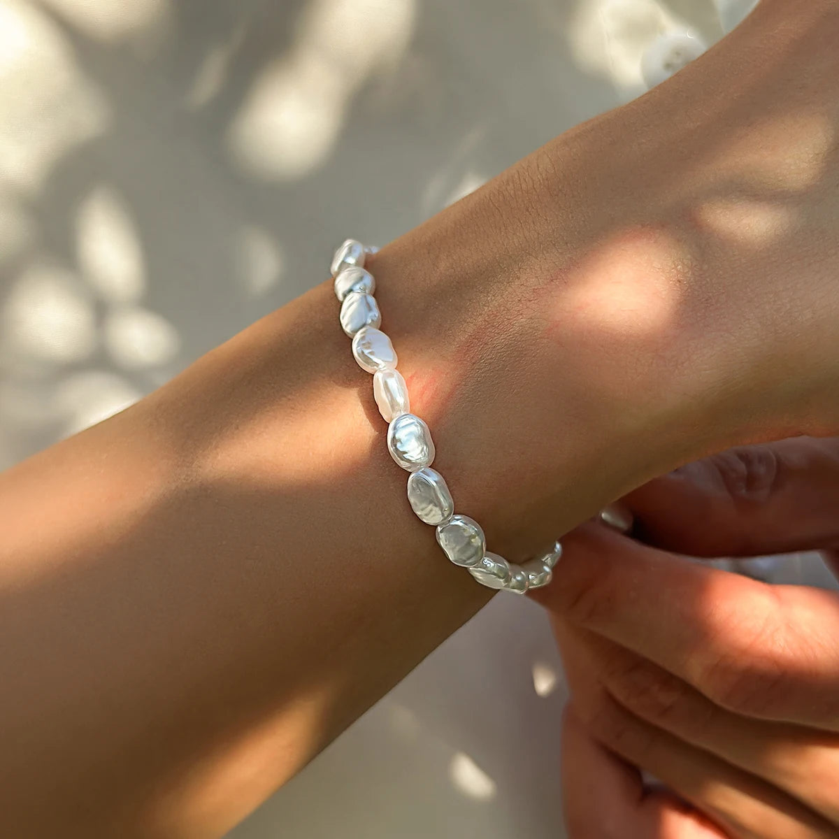 Faux Pearl Beaded Choker Necklace